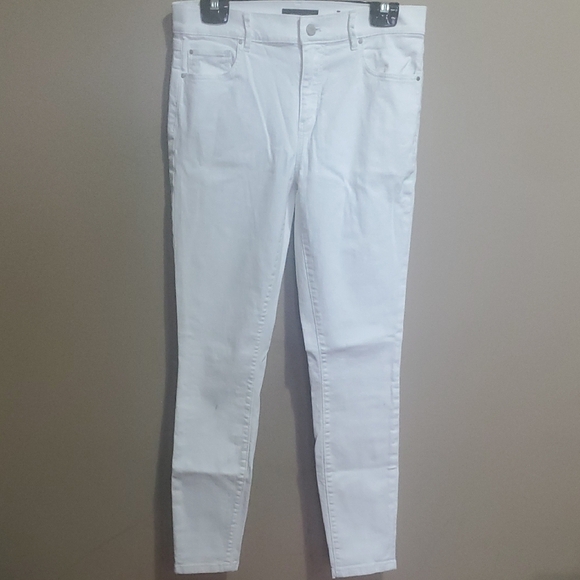 Ann Taylor Denim - Ann Taylor Crisp White Skinny Jeans Size 4